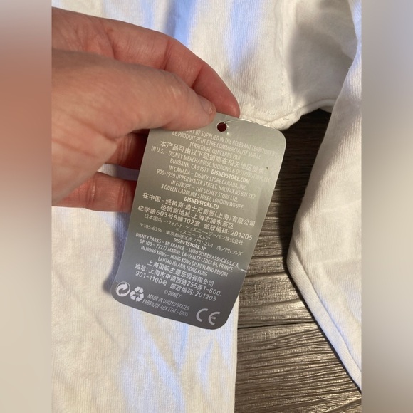 Disney Spirit Jersey Lilo & Stitch Small Living in Paradise NWT - Picture 11 of 12